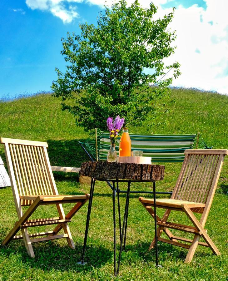 Glamping Brodej Hotel Vitanje Buitenkant foto