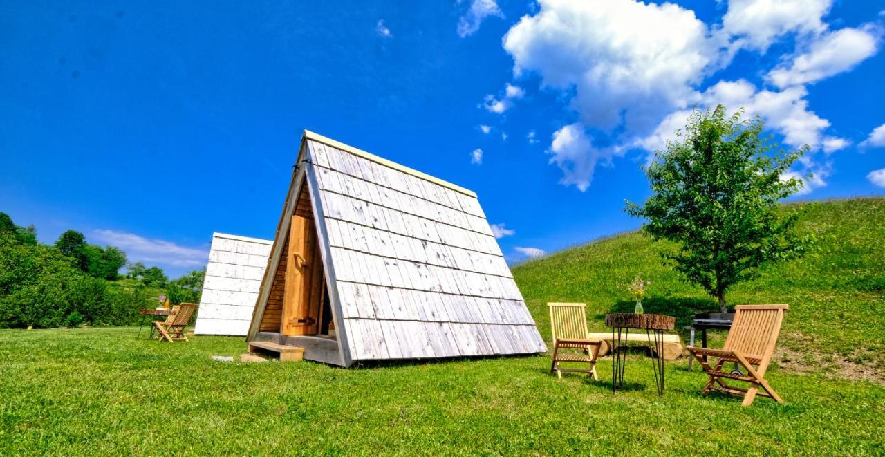 Glamping Brodej Hotel Vitanje Buitenkant foto