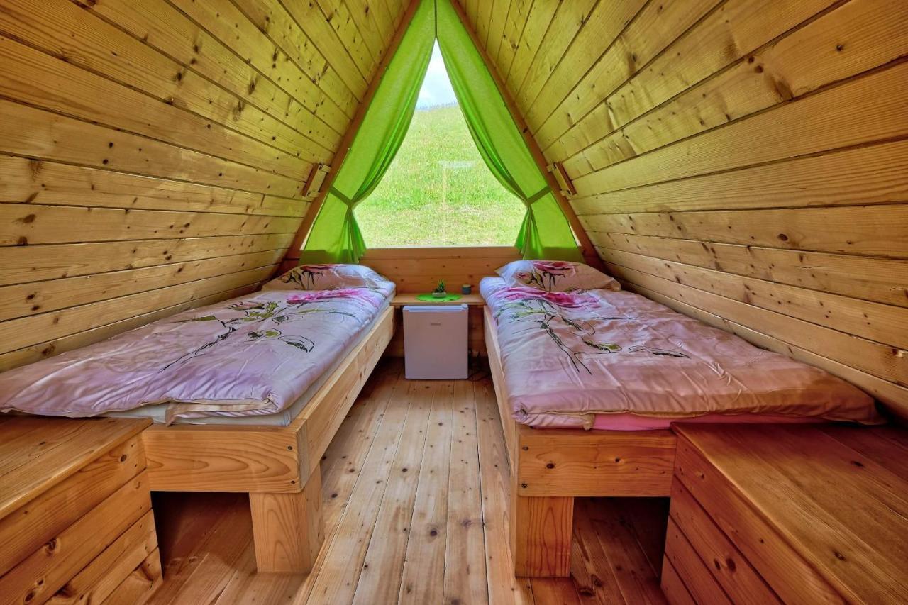 Glamping Brodej Hotel Vitanje Buitenkant foto