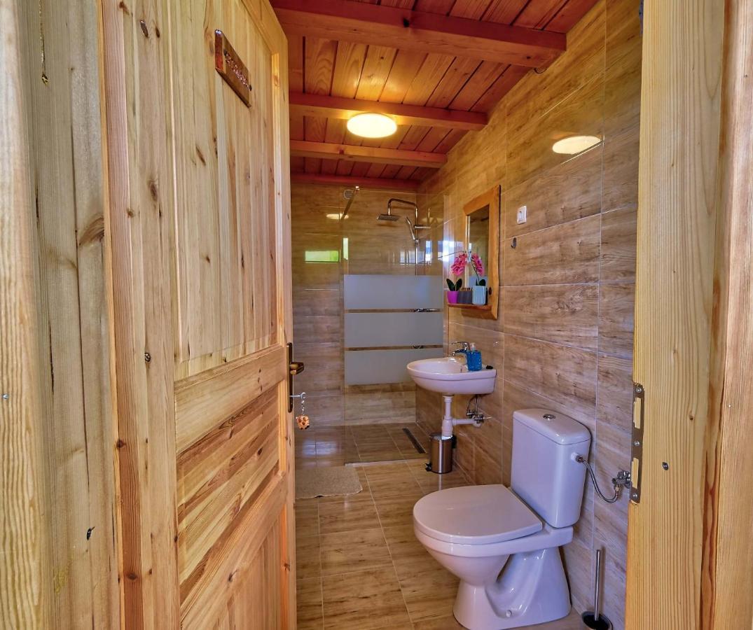 Glamping Brodej Hotel Vitanje Buitenkant foto
