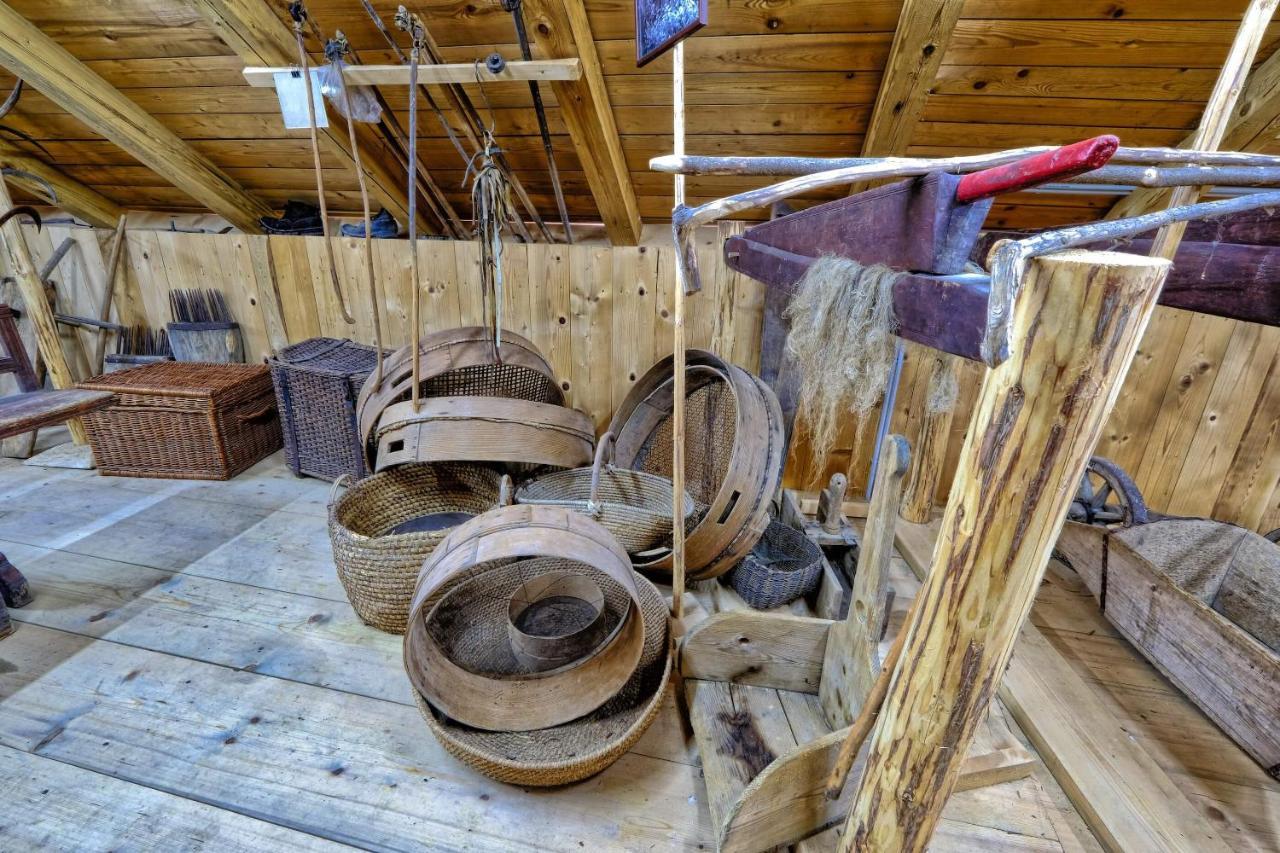 Glamping Brodej Hotel Vitanje Buitenkant foto